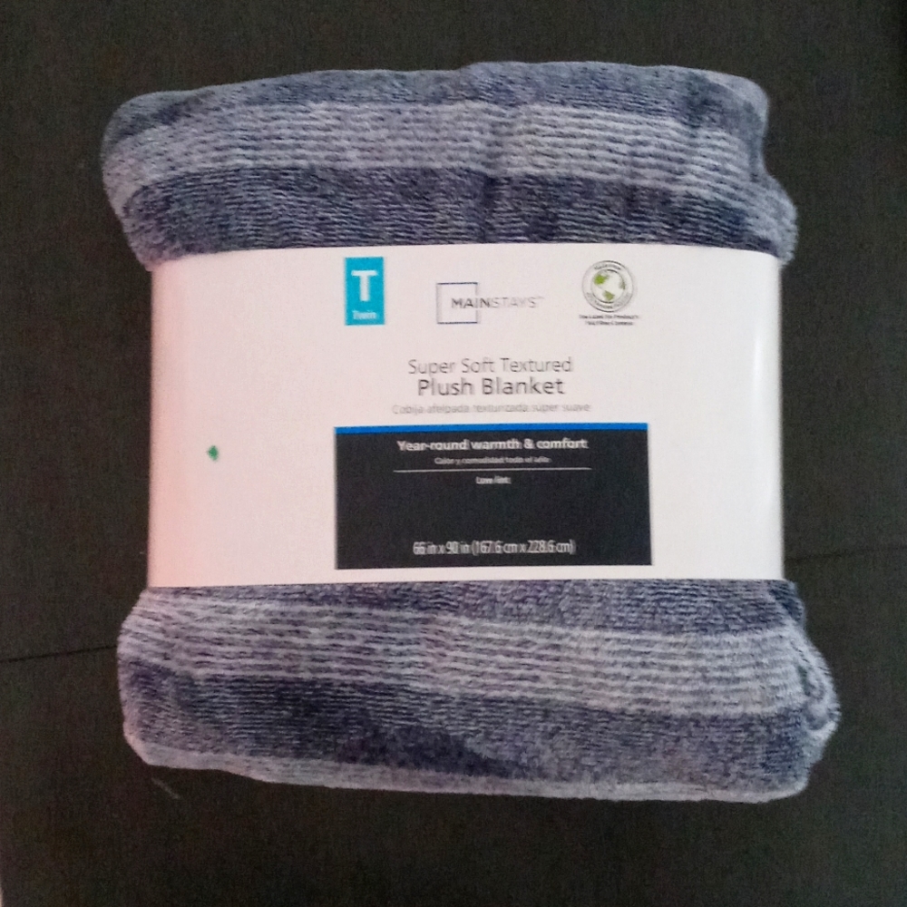 Brand New NWT Mainstays Twin Super Soft Textured Plush Blanket 66 x 90in